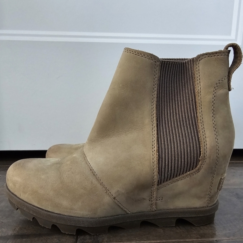 New Sage Sorel Joan of Arctic Women's Wedge II Boots sz 8.5